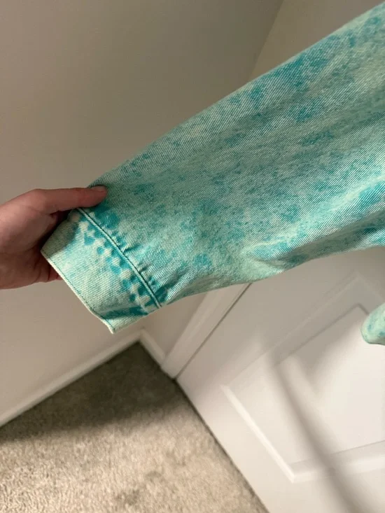 🌷 NWT ‘POL’  Acid-Wash Denim Jacket - Picture 3 of 5